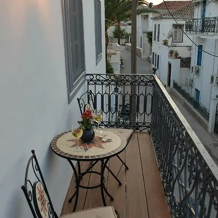 Bed & Breakfast Mansion Dasi Spetses Town